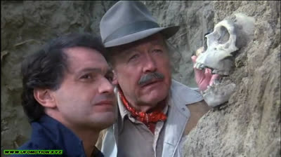 V : les visiteurs épisode 1