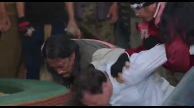 Horas de Desespero Data de lançamento: 8 de outubro de 2015